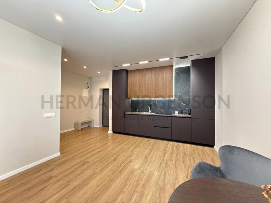 Продаж 1к квартири 47 м.кв / ЖК Crystal, вул. Бобяка