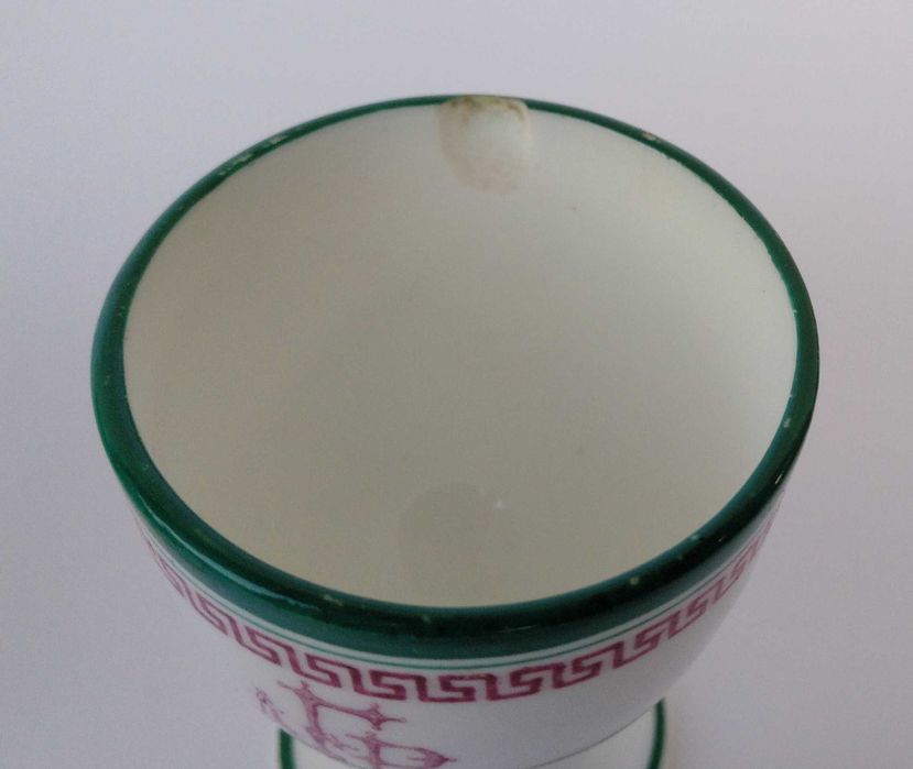 Raro antigo par de oveiros António Bernardo Ferreira séc. XIX/XX