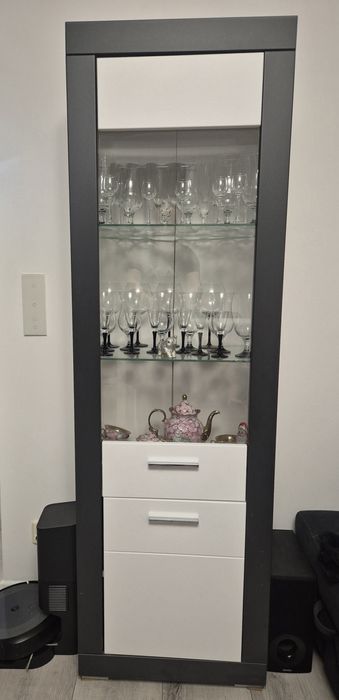 Sprzedam zestaw mebli