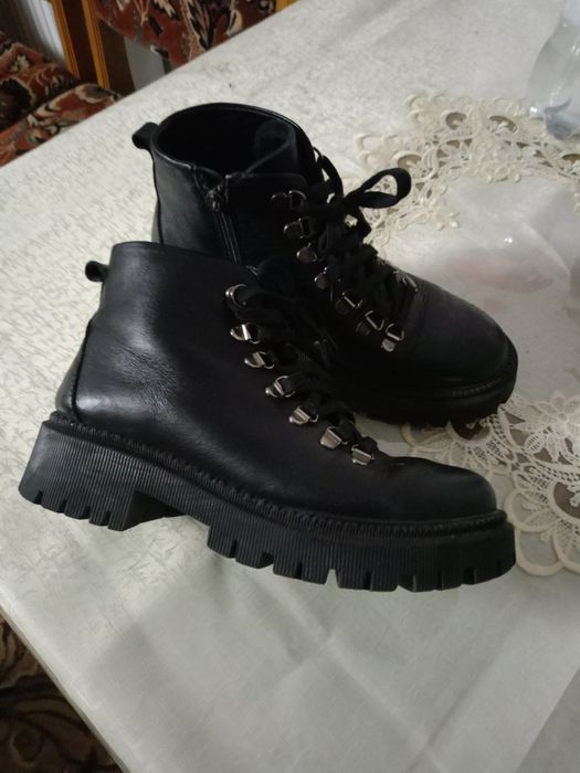 Черевики для дівчинки