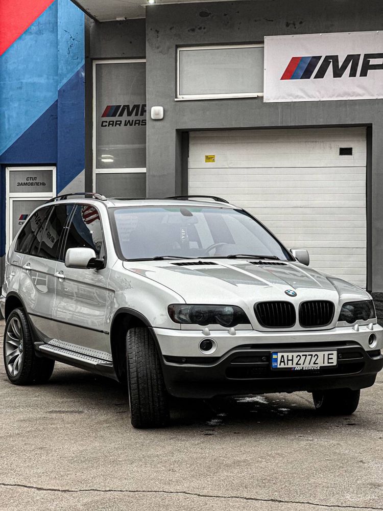 Продам BMW X5 E53