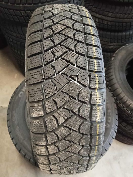 Zimowe Opony Bieżnikowane radburg 1 Klasa 215/65/16 Montaż