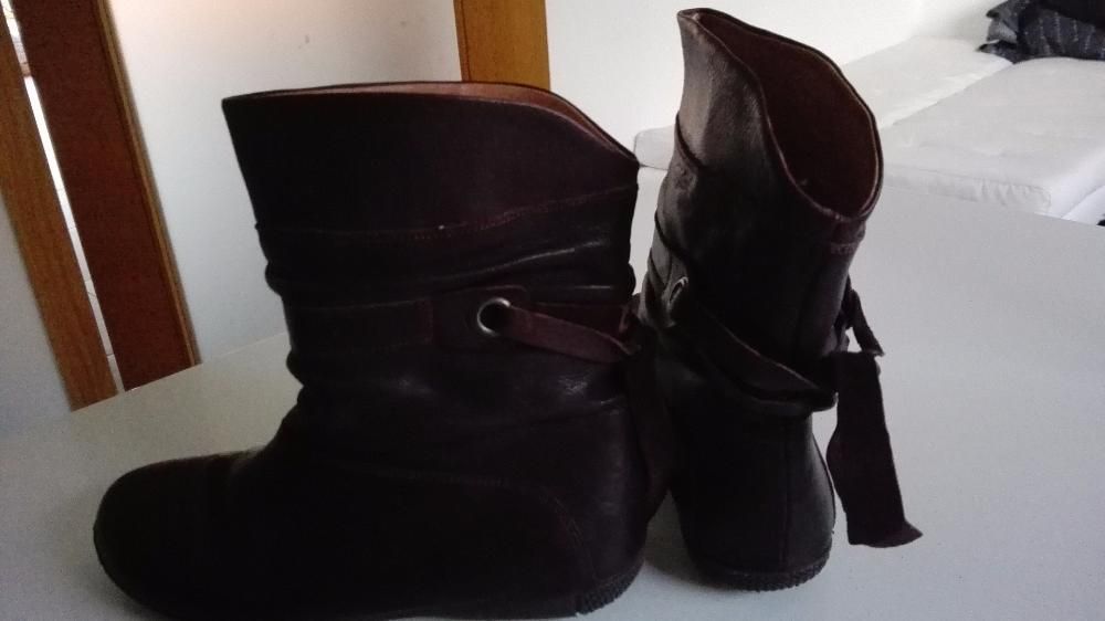 Botas Pele Castanho Menina nº 35