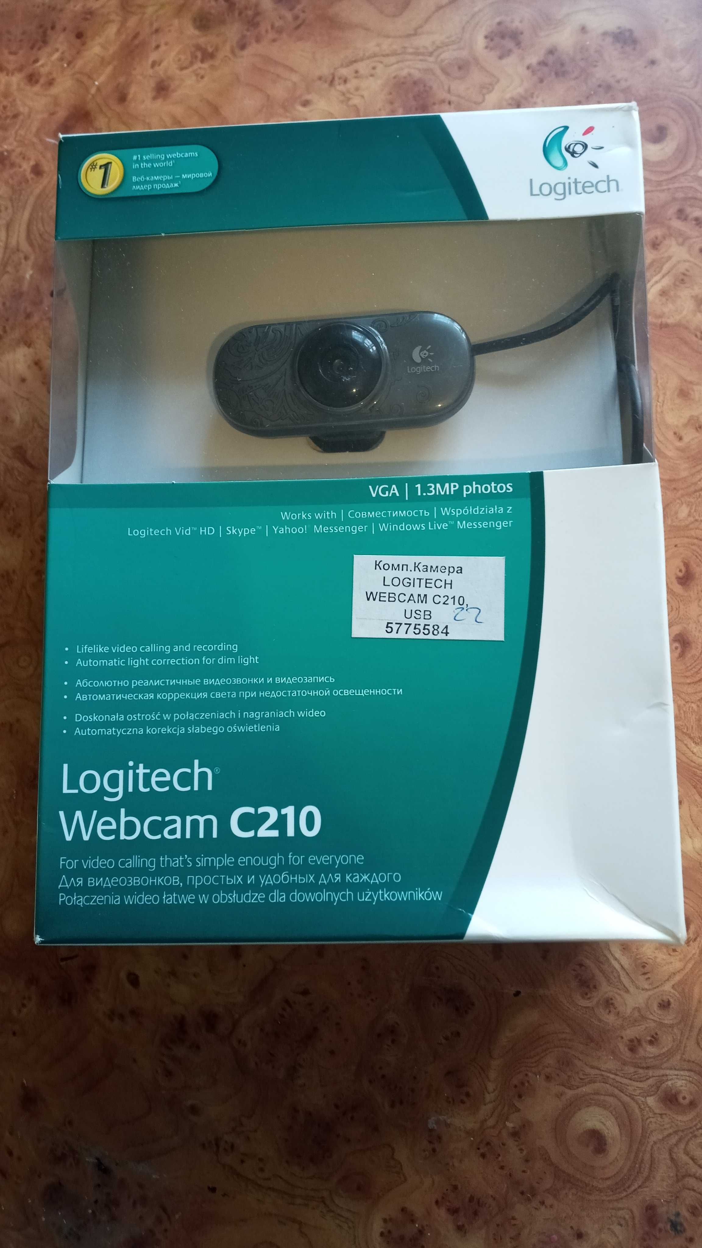 Веб камера Logitech C210