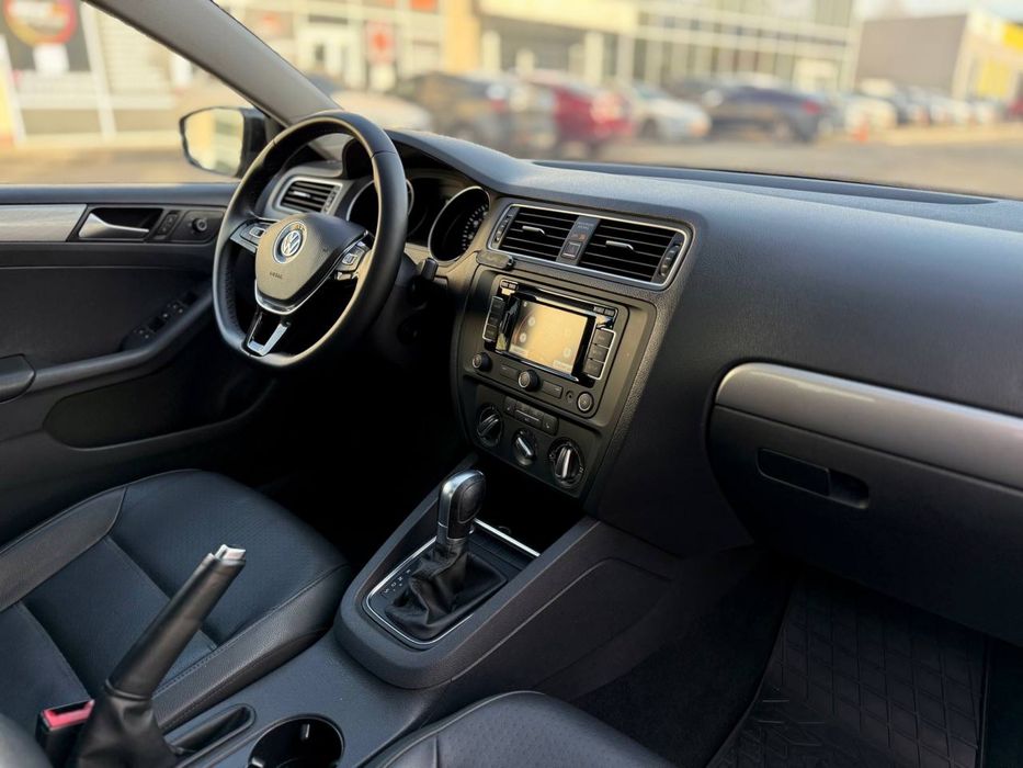 Volkswagen Jetta SE 2014