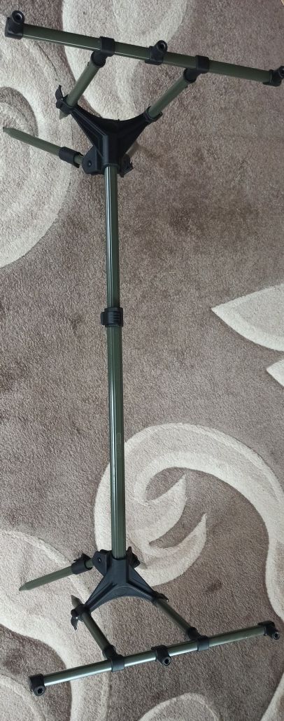 Род-под Carp Pro Rod Pod на 3 удилища  с чехлом