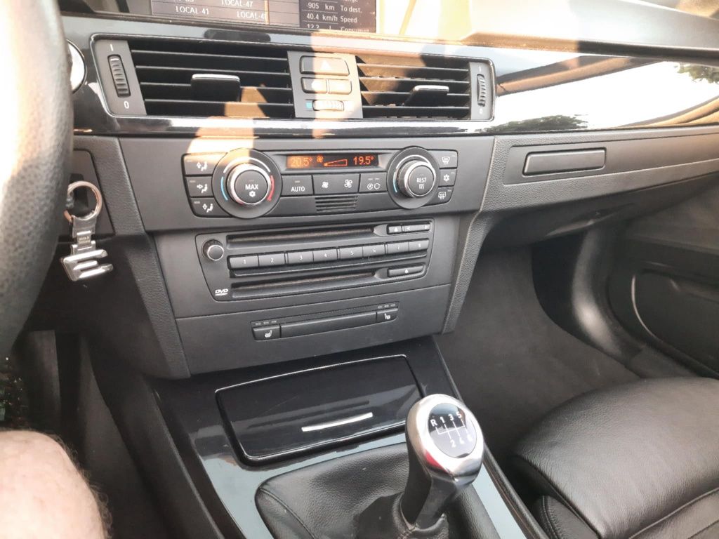 BMW 325i Cabrio E93 l 218KM l Manual l Bogate Wyposażenie