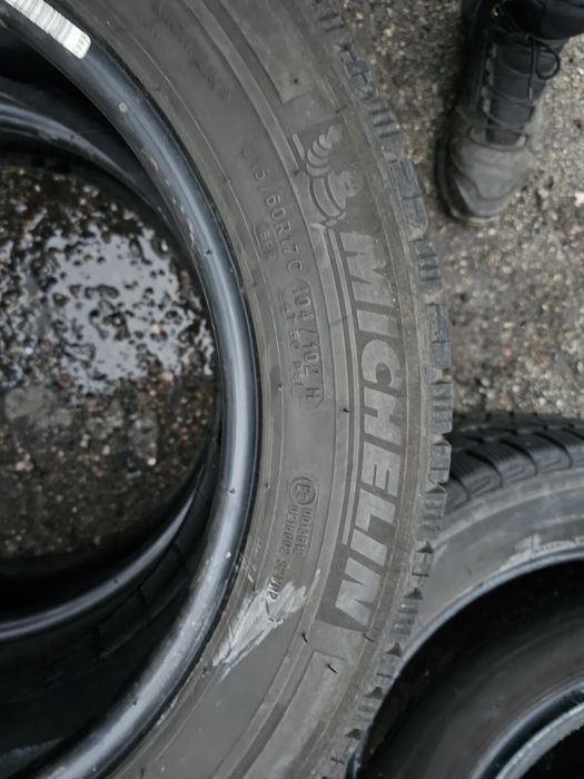 2x Opony Zimowe Michelin Agilis Alpin 215/60R17C