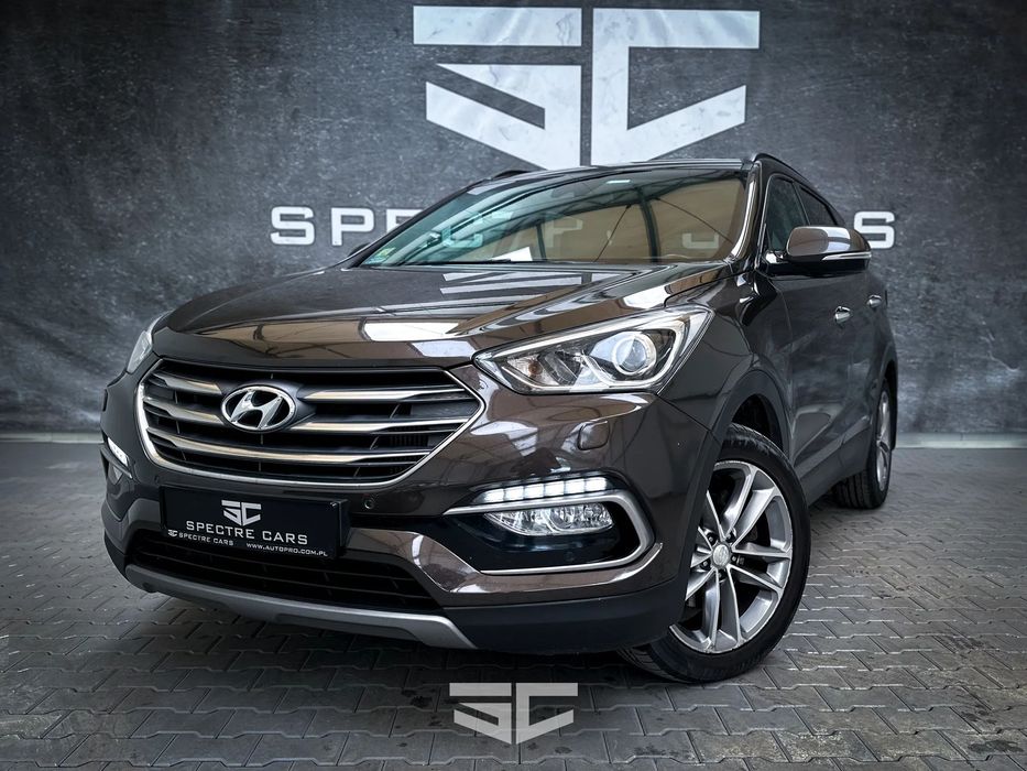 Hyundai Santa Fe wersja 7 osobowa / kamera cofania / 4x4 / automat / I rej. 2017