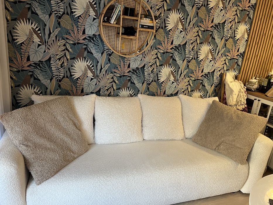 OBNIŻKA CENY! Kanapa „Softina”  boucle z funkcją spania