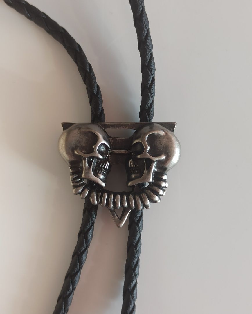 Naszyjnik krawat bolo tie czaszka skull alternative unisex