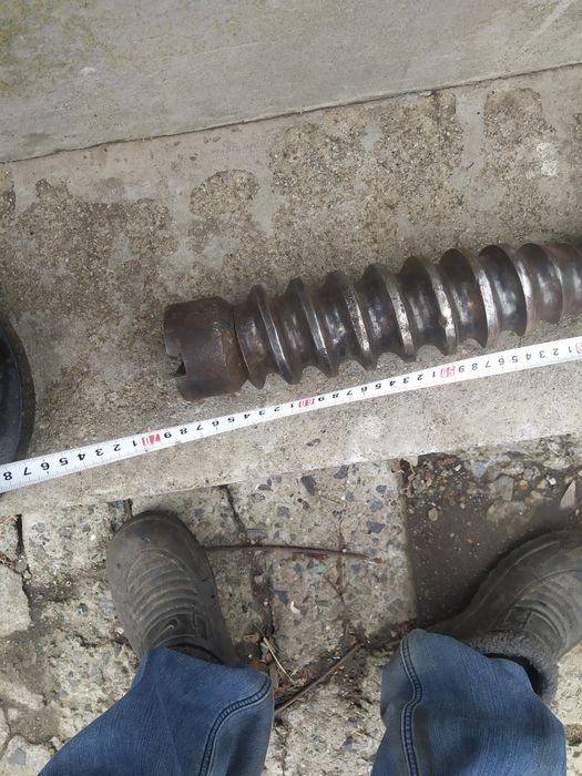 Прес єкструдер для віджиму соняшнику а тако можливо брикети