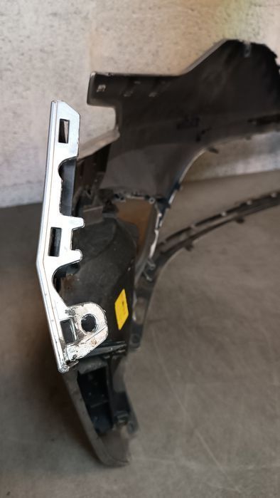 Vendo parachoque de frente Renault Clio 5 ano 2018/20