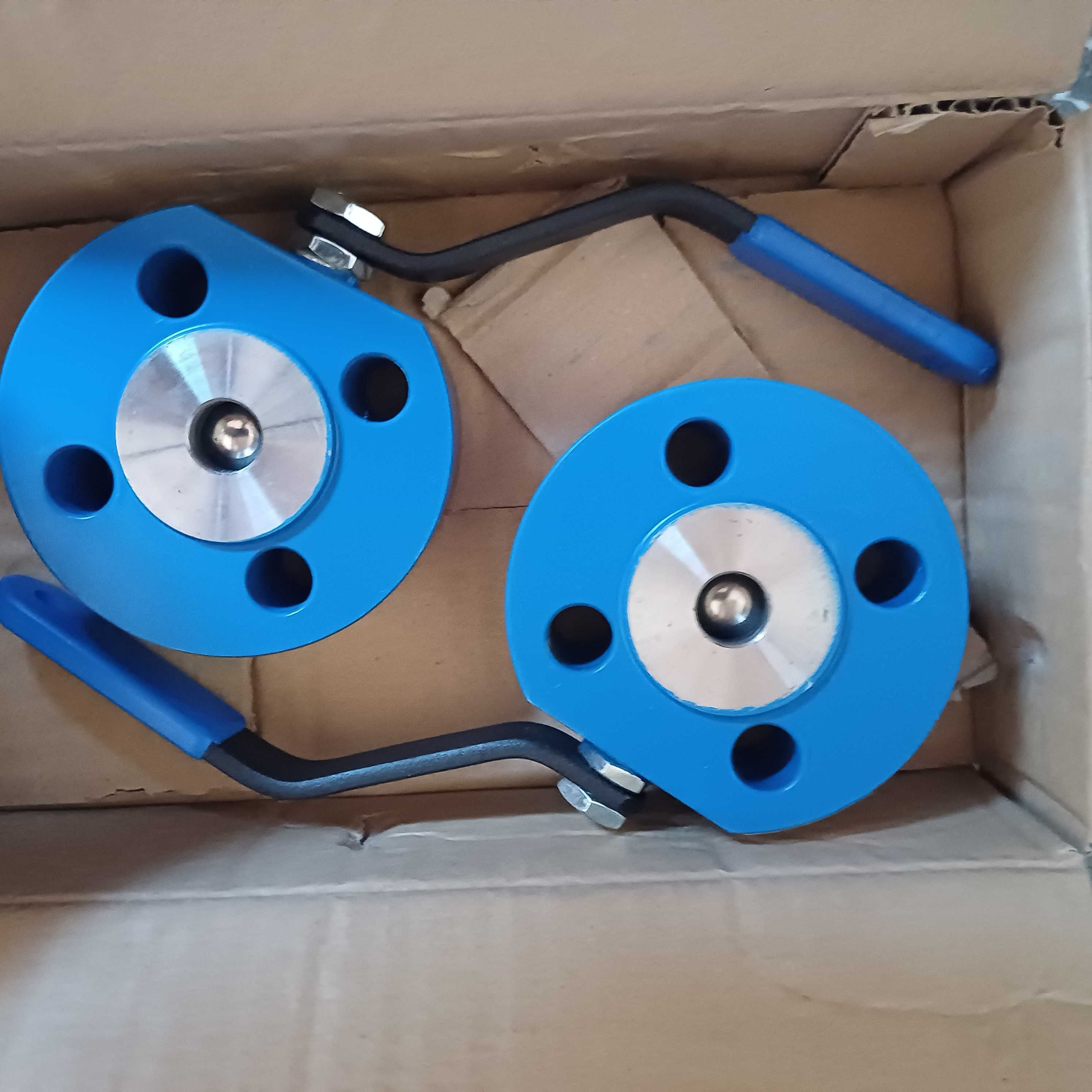 Zawór kulowy DN 15 (  1/2")   sztuk  4