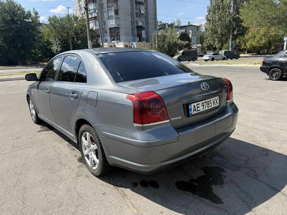 Тайота Авенсис 2 л дизель! ОБМЕН