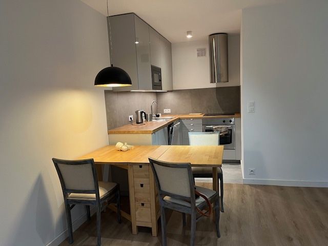 Mieszkanie 28,8 m2 - Saska Kępa (Brazylijska) od 01.08 - 2300PLN