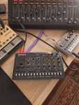 Roland S-1 (como novo)