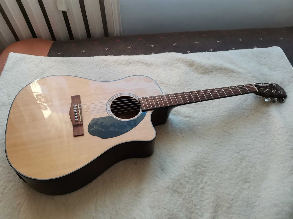 Gitara elektroakustyczna Fender CD-60CE NA fishman