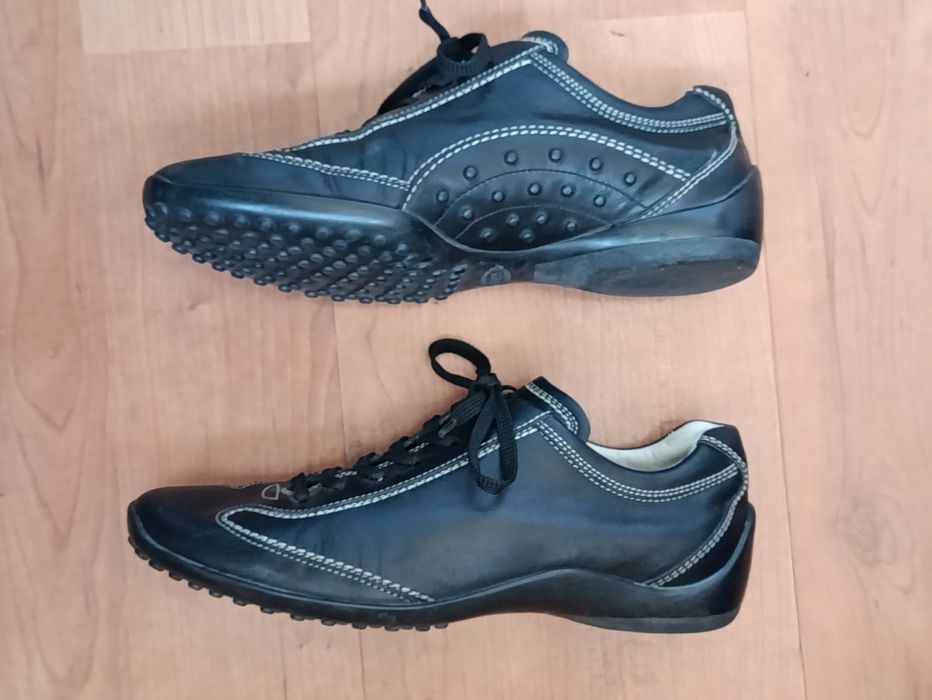 Кросівки відомого італійського бренду Tod's. Розмір 36.