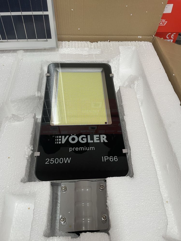 Lampa Solarna PREMIUM Uliczna VÖGLER GmBh wersja 2500 W, latarnia