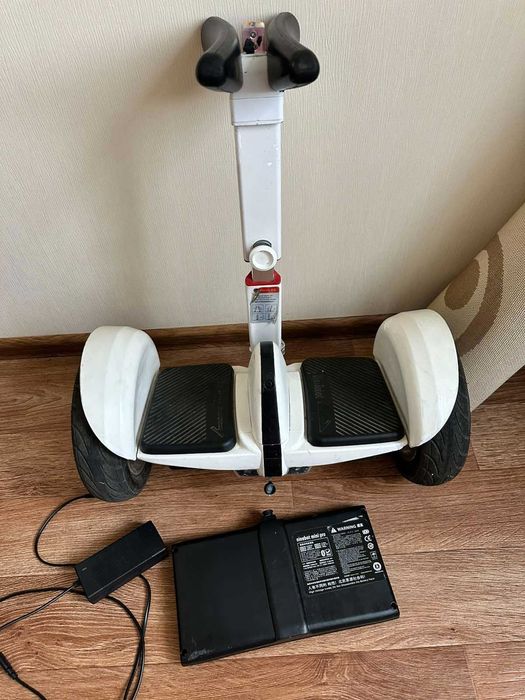 Гіроскутер Segway  Ninebot Mini PRO