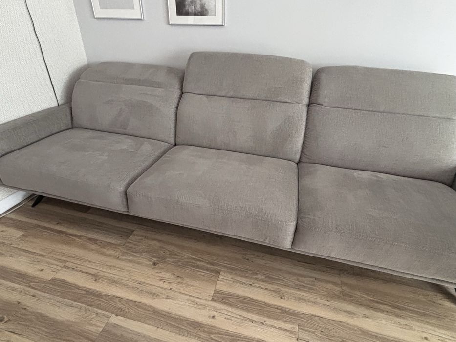 Lucrezia 3,5N sofa z regulowanymi zagłówkami