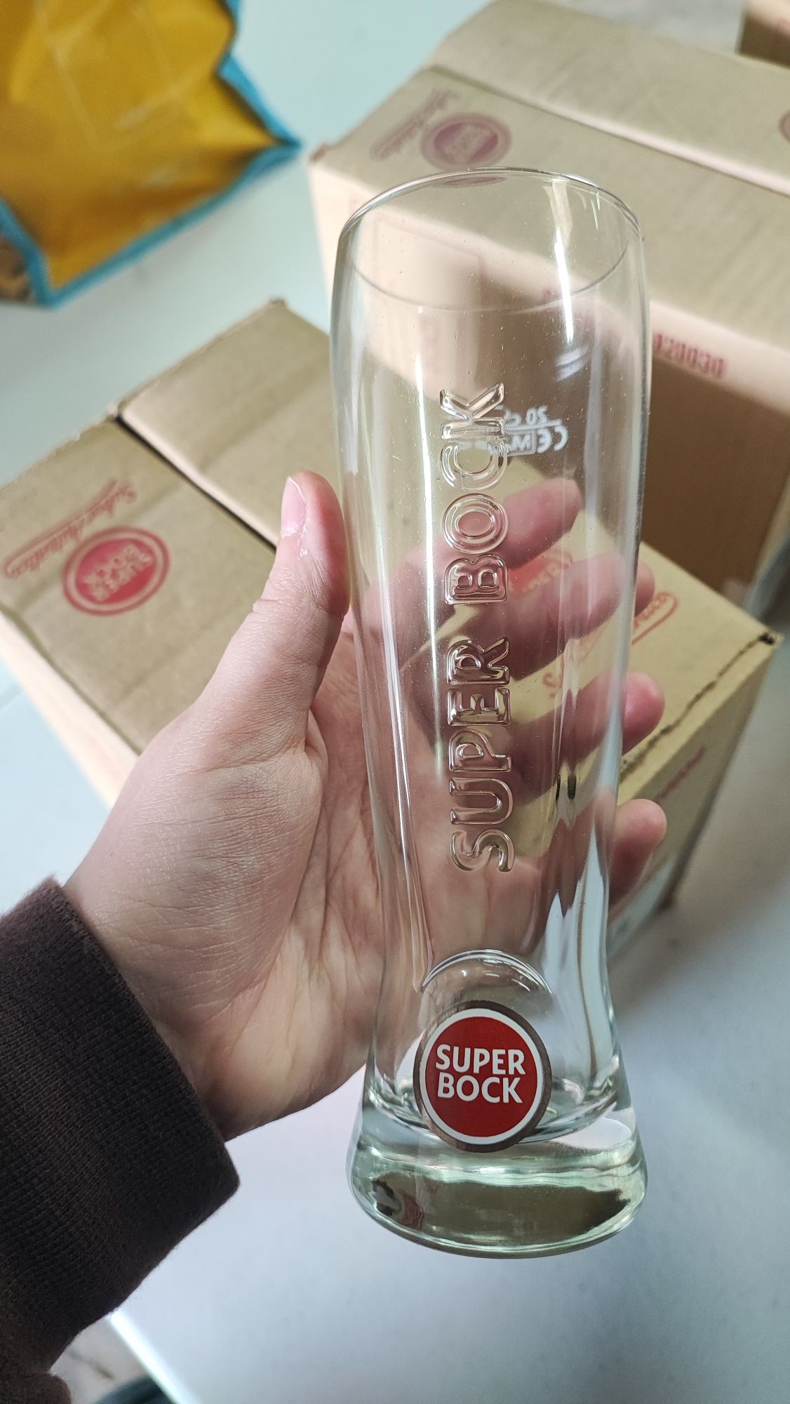 3 caixas de copos superbock novos