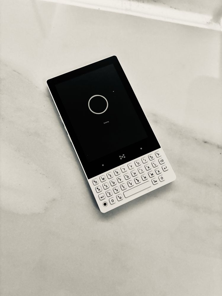 Minimal Phone E Ink smarfon