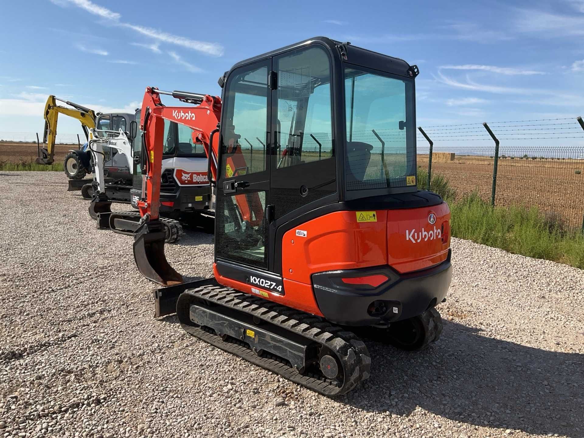 Mini giratória Kubota KX027-4