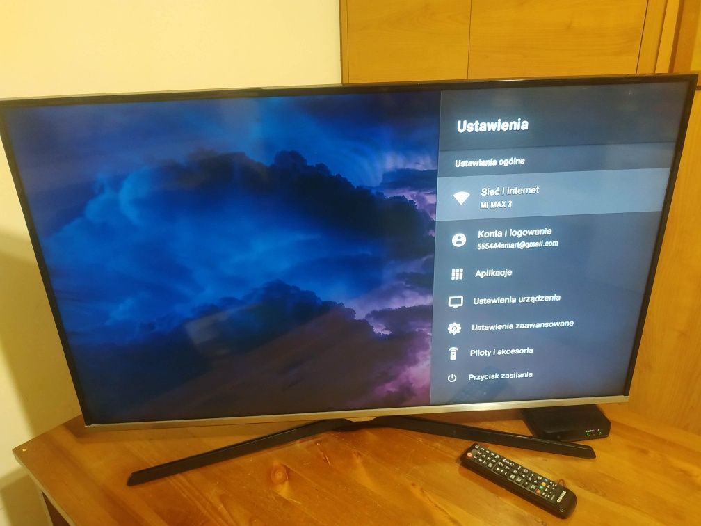 TV 40" Samsung + Smart TV dekoder WIFI YouTube Netflix  Android
