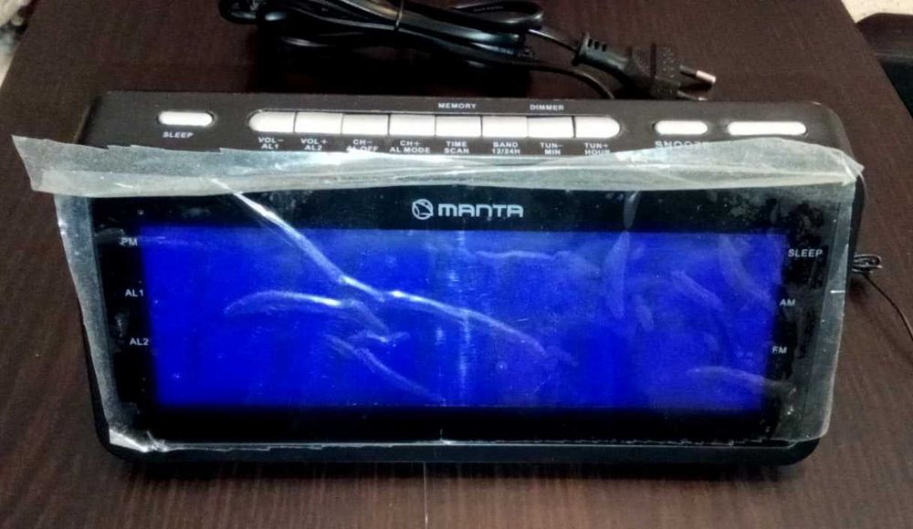 Rádio-despertador Manta CLK9016