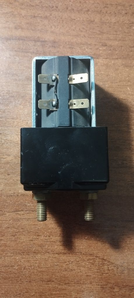 Контактор постійного струму albright sw180-4.