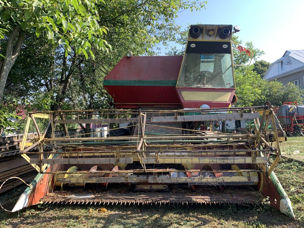 Продам комбайн нива ск5