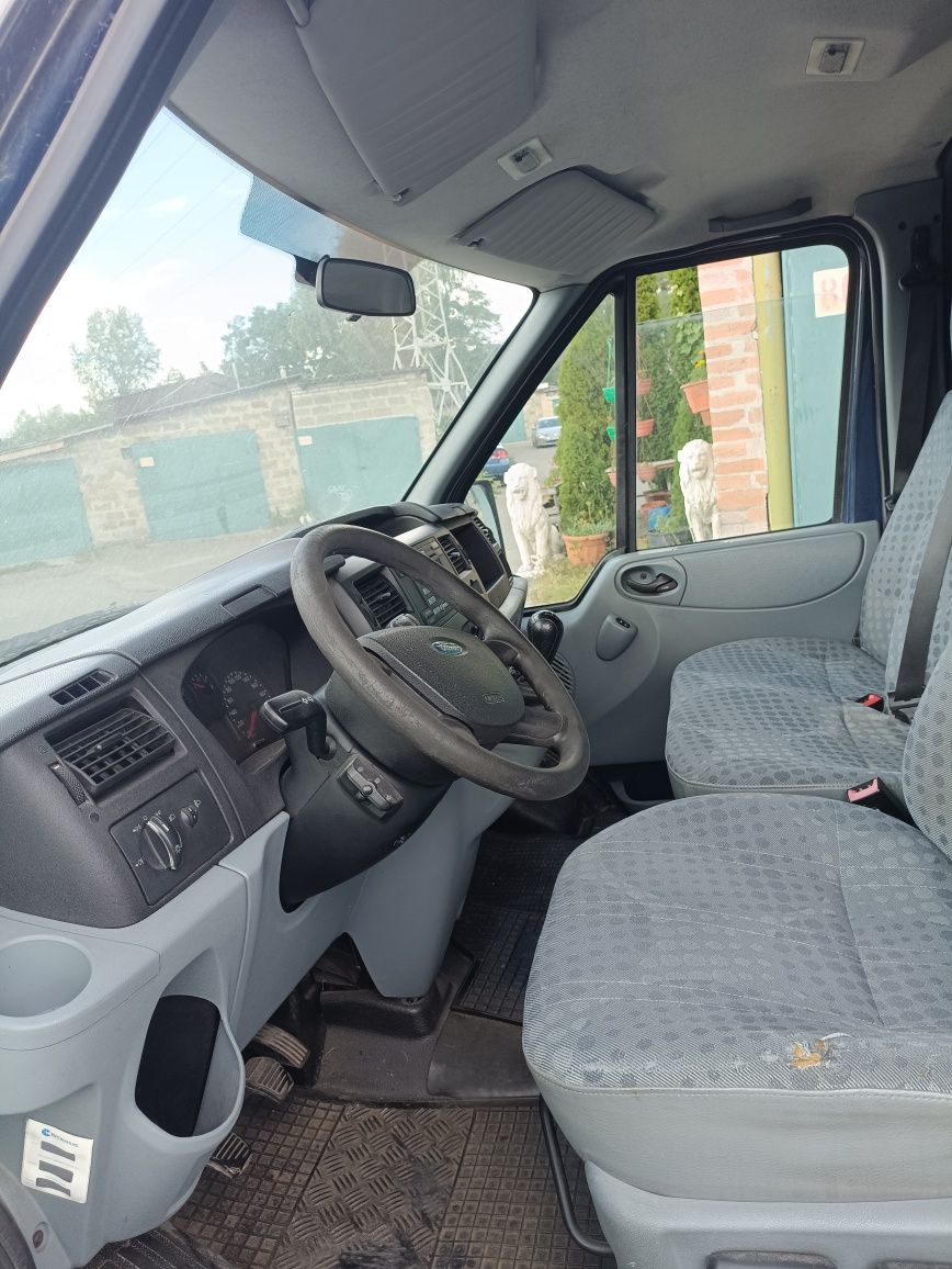 Авто Ford Transit
