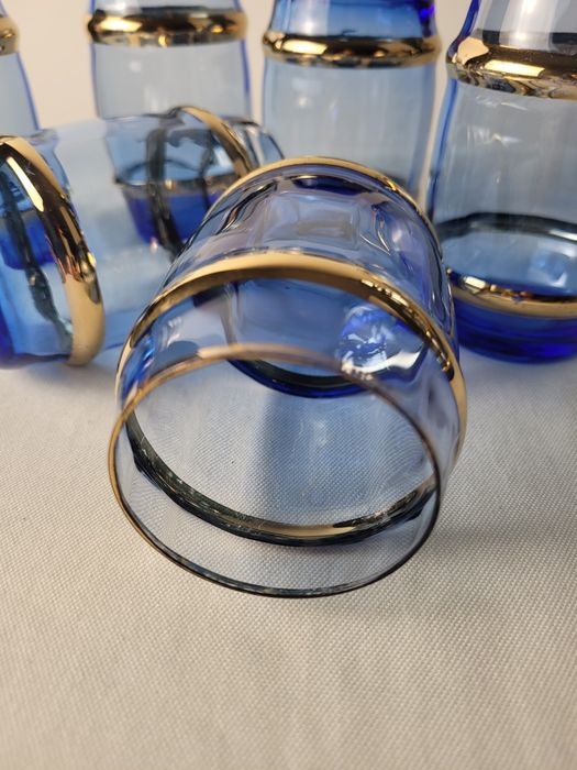 Zestaw 6 szklanek do napojów niebieskie szkło vintage