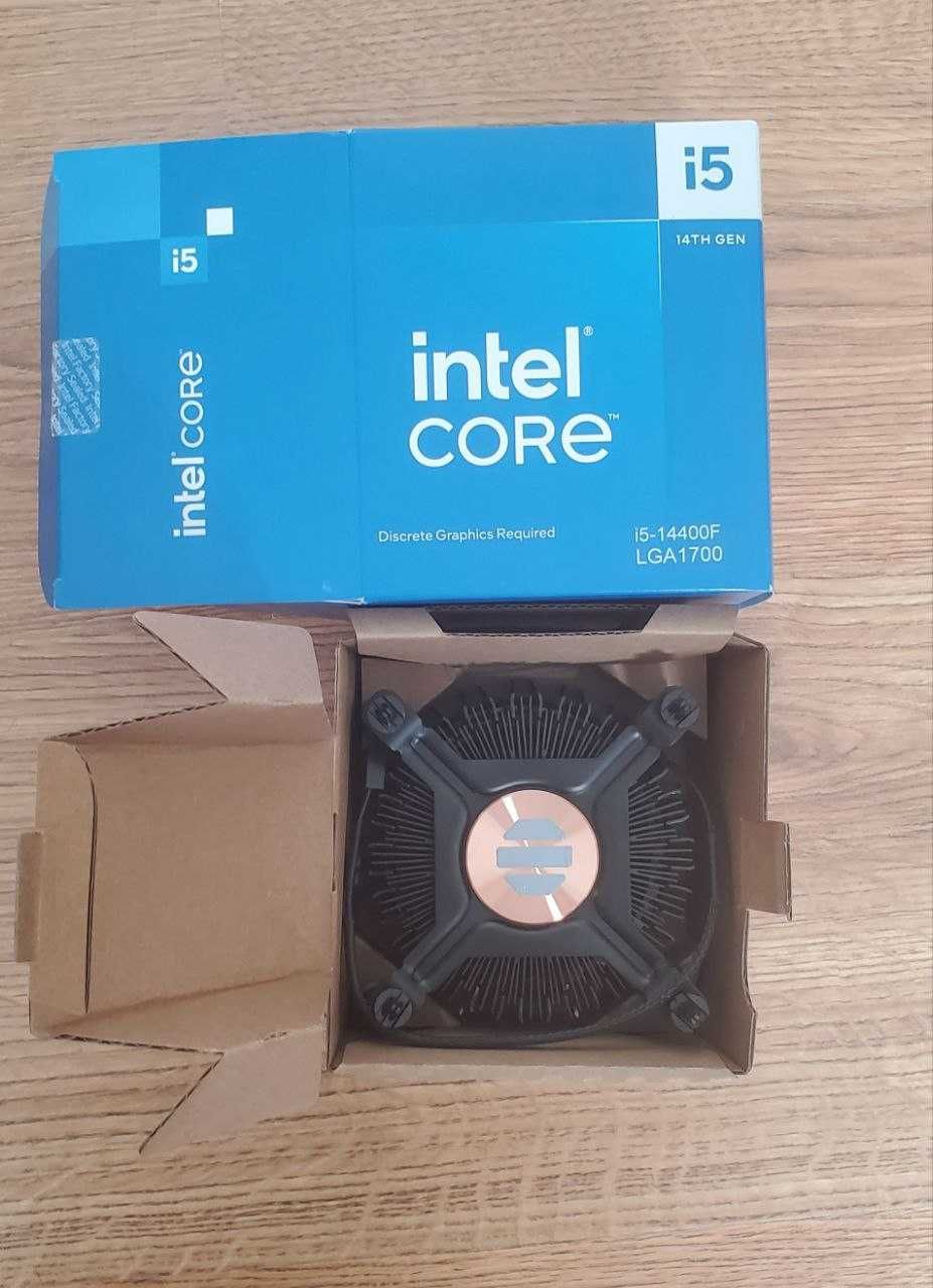 Chłodzenie originalne do CPU z socketem 1700
