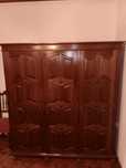 Espaçoso Guarda-vestidos de 3 portas 1,70x0,63m com 3 gavetas