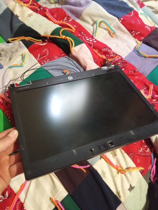 Дисплей нетбука hp elitebook, повністю робочий!