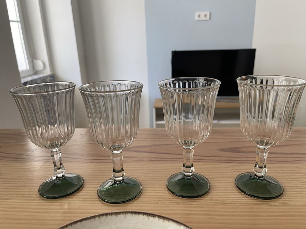 Conjunto de pratos e copos Zara Home