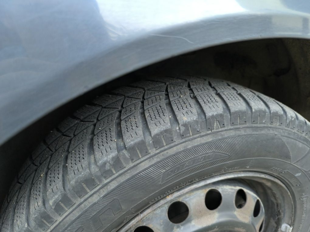 Nisan sunny N14 1.6l