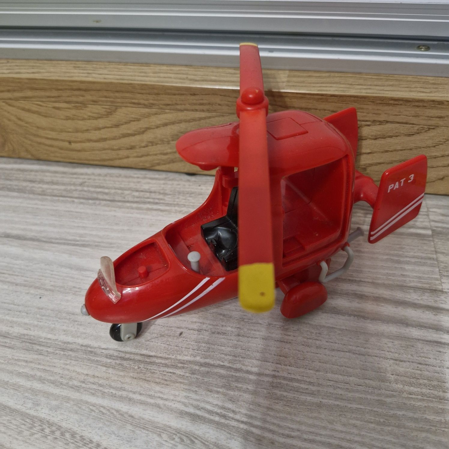 Listonosz Pat helikopter