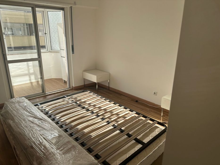 Apartamento Mem Martins São Carlos, T2 ums Suite