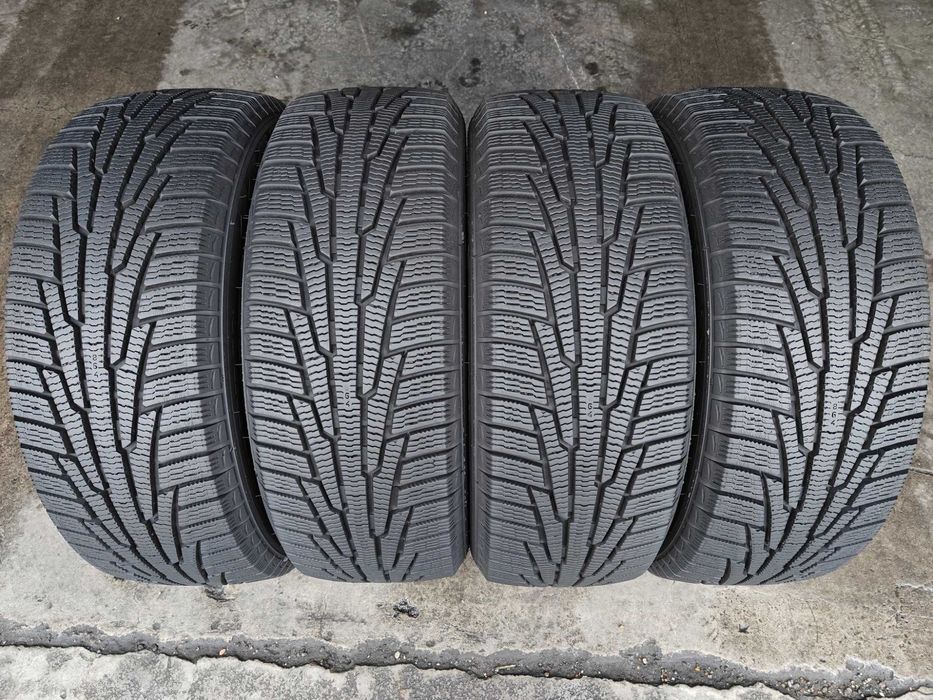 Nokian Nordman RS2 R15 185 65 шини зимові дуже гарний стан