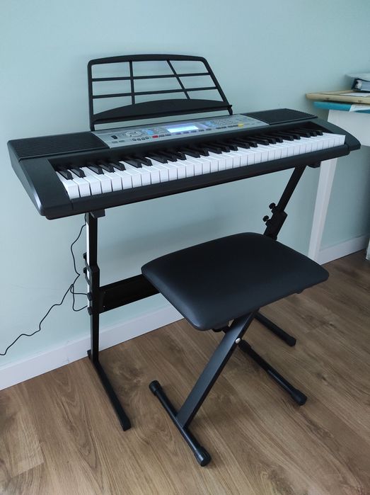 Keyboard + statyw + stołek wszystko jak nowe