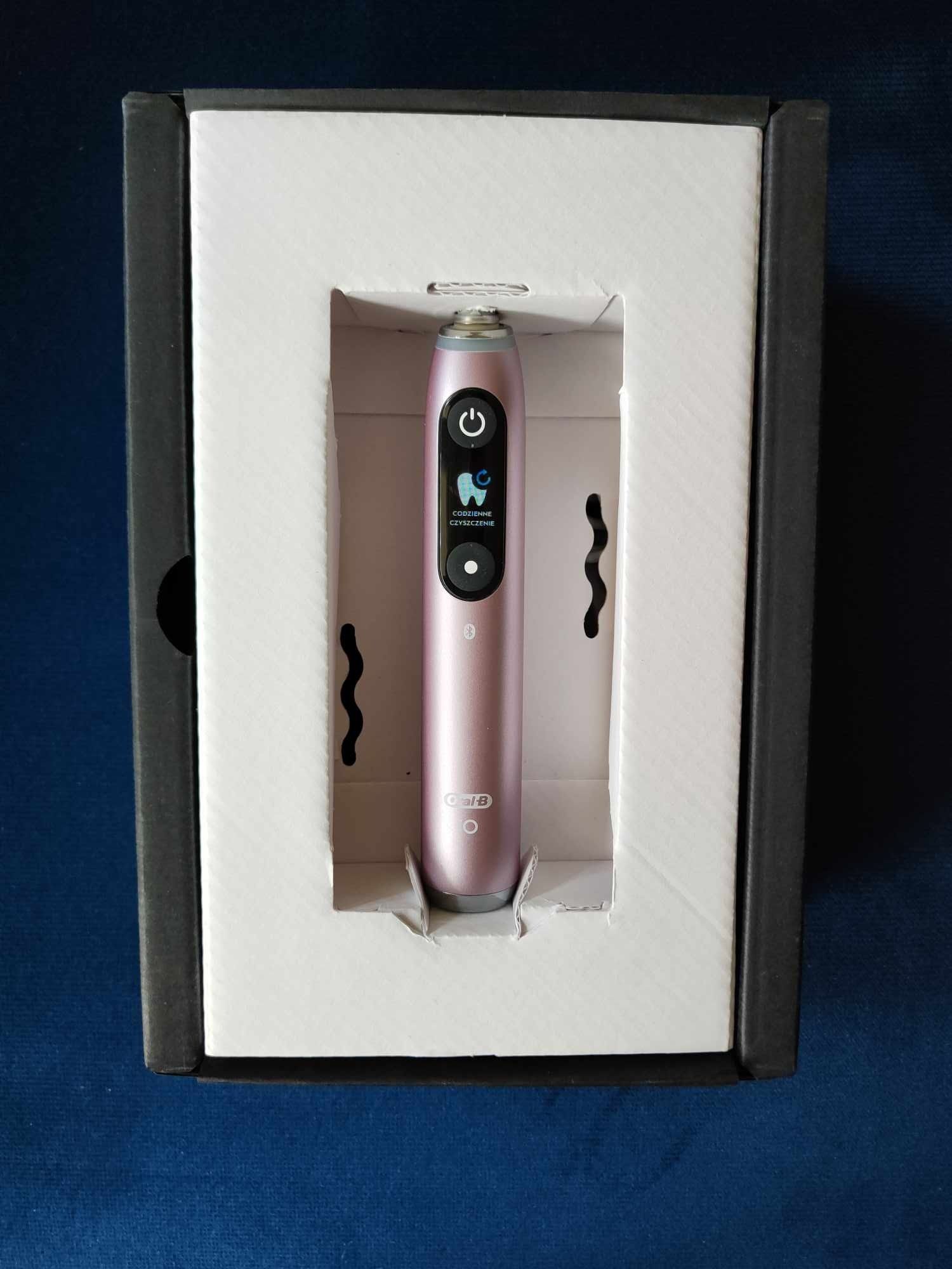 Komplet Oral-B IO9 Rose Quartz szczoteczka magnetyczna