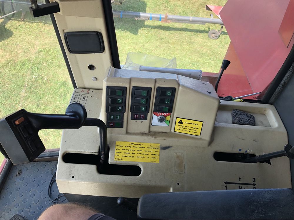 Комбайн Massey Ferguson