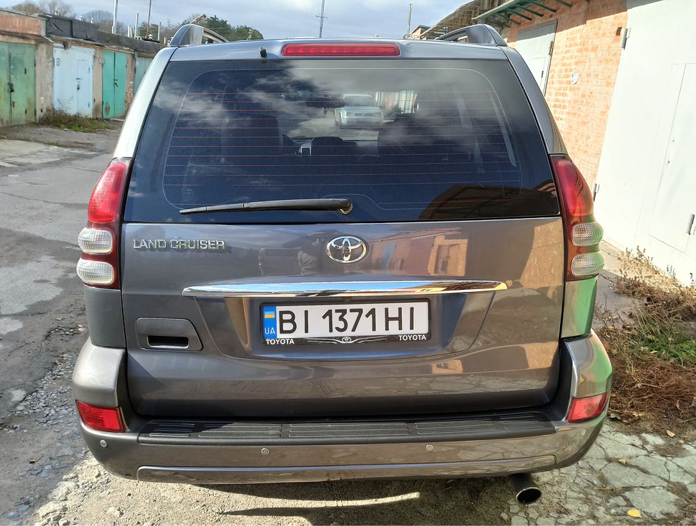 Toyota Land Cruiser Prado 120 2008 года