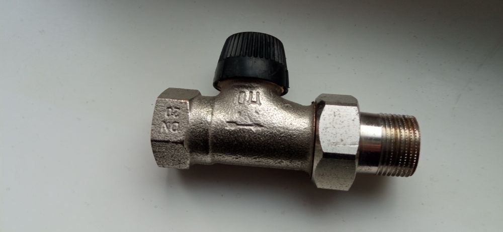 Кран термостатичний Oventrop