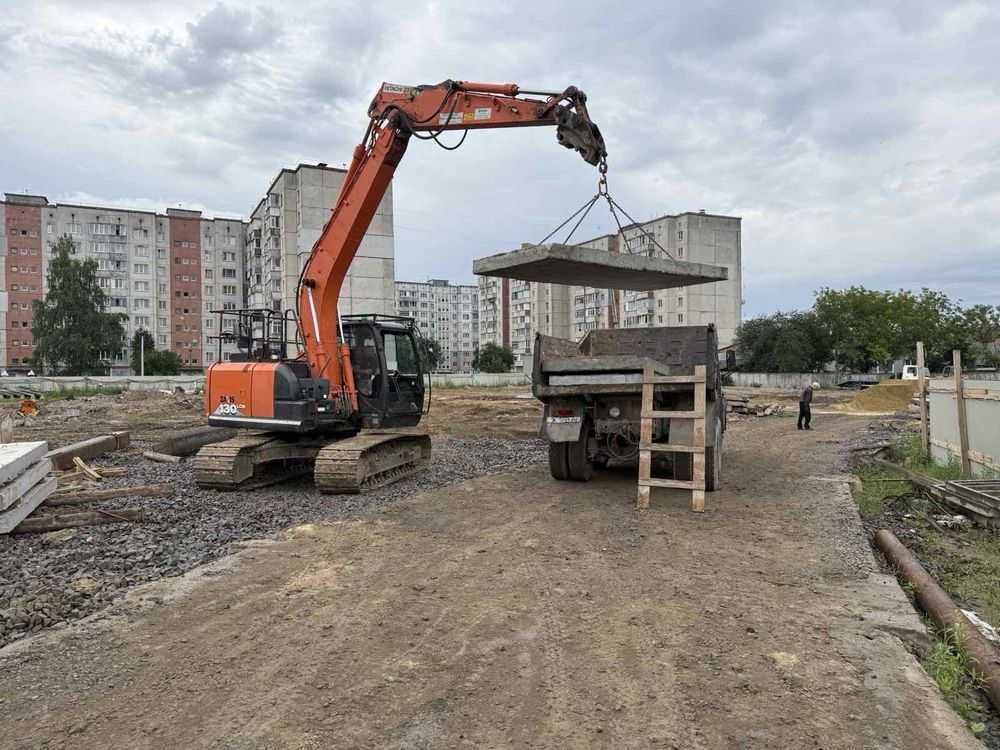 Послуги спецтехніки: гідромолот, палекопер, розкопки, самоскид, трал
