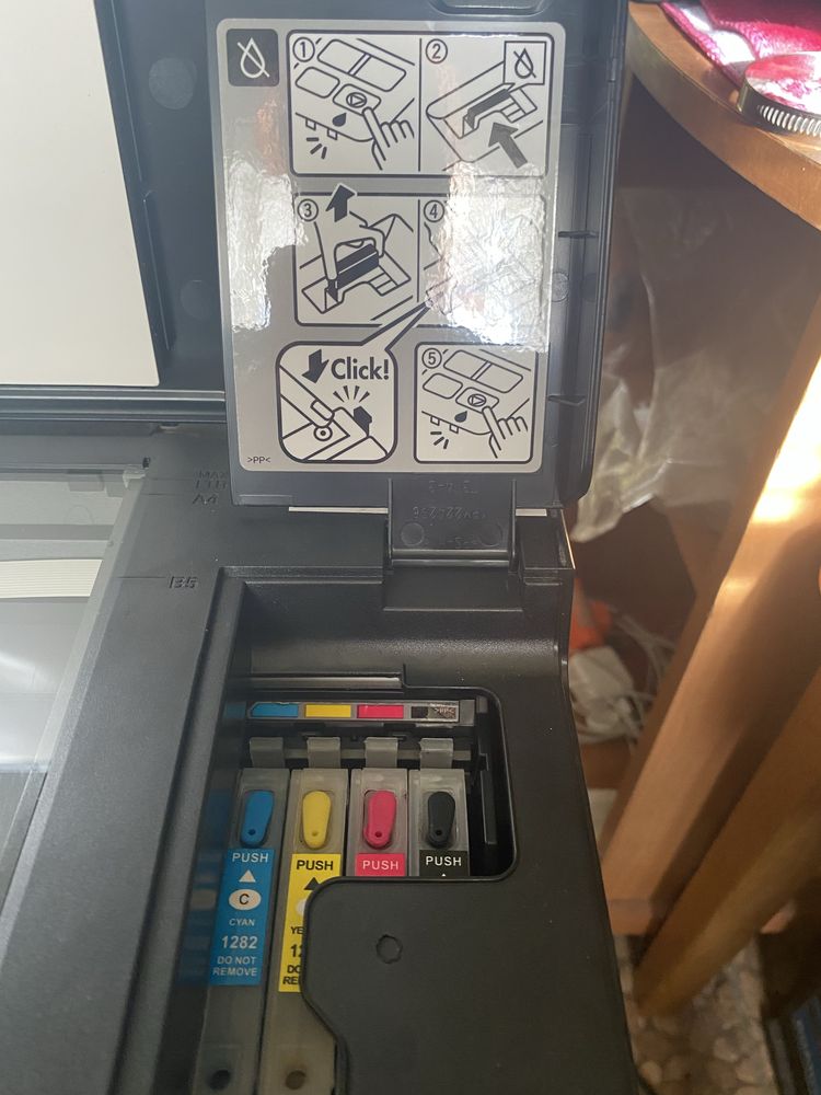 Продам не робочій Ксерокс , сканер, копер Epson